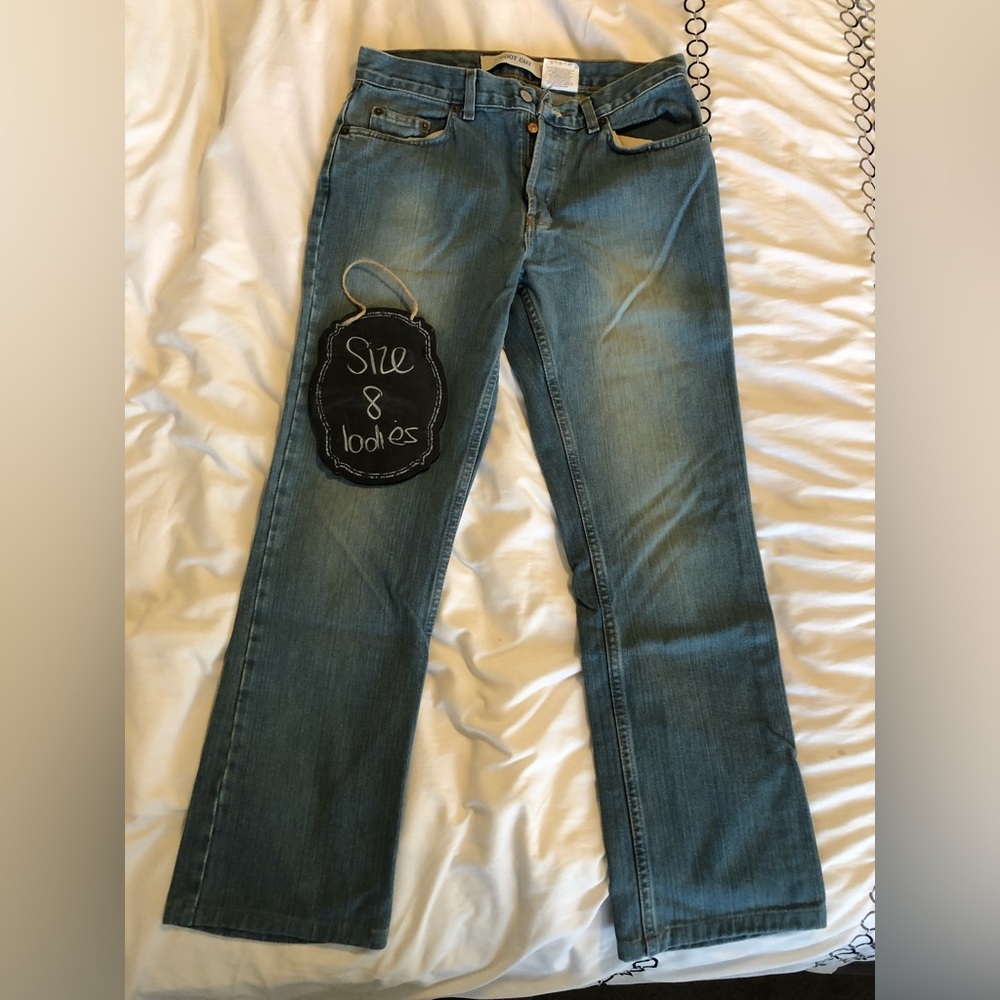 GAP Women's boot cut button fly Jeans in Blue - short